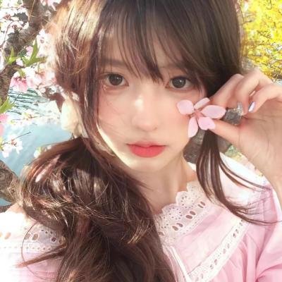 赞美年长的女人封面
